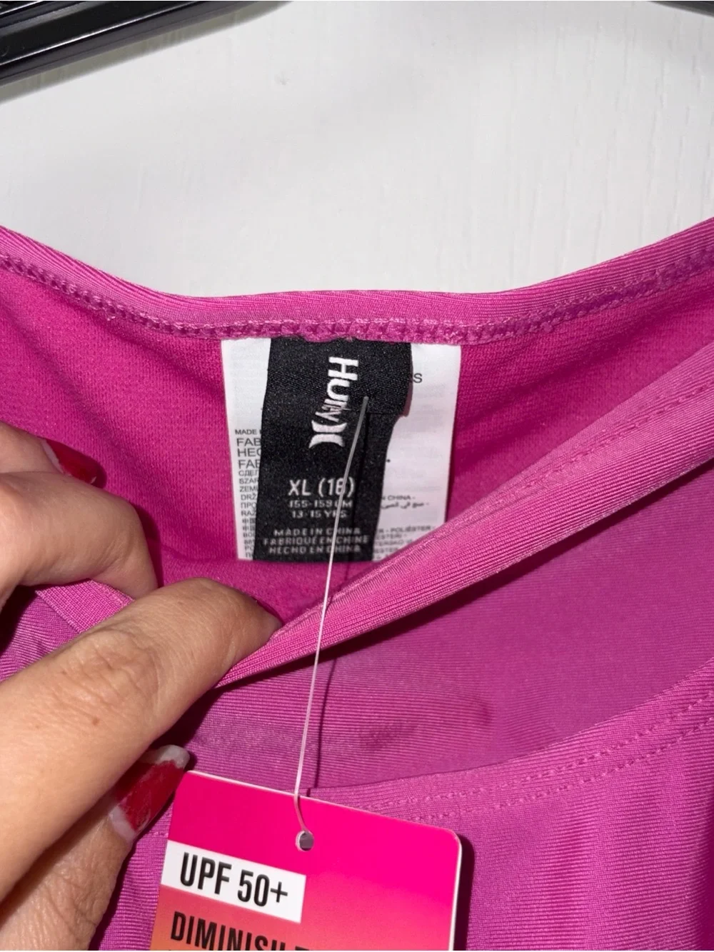 Hurley vibrant pink